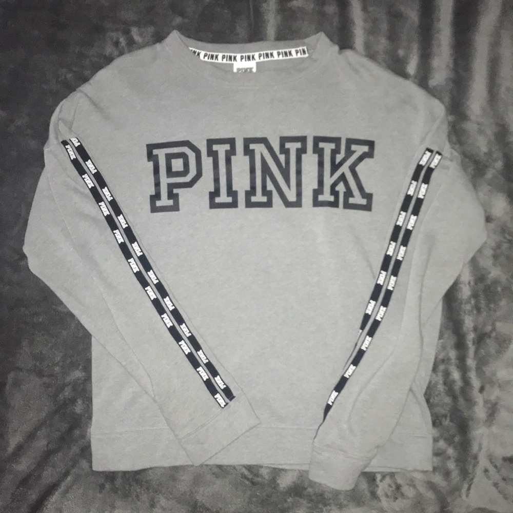 VS Pink Sweater Grey